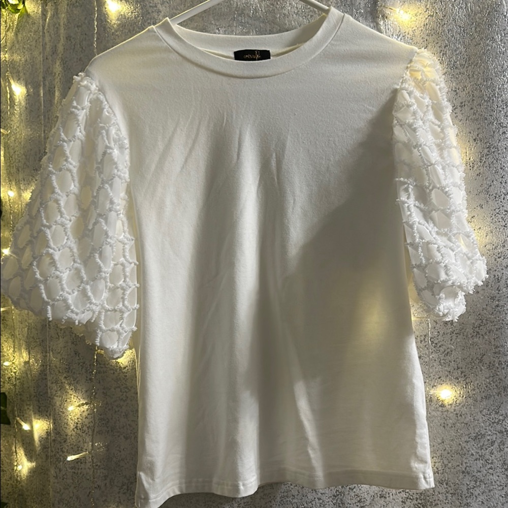 Ontwelfth White Puff Sleeve Ruffled T-Shirt